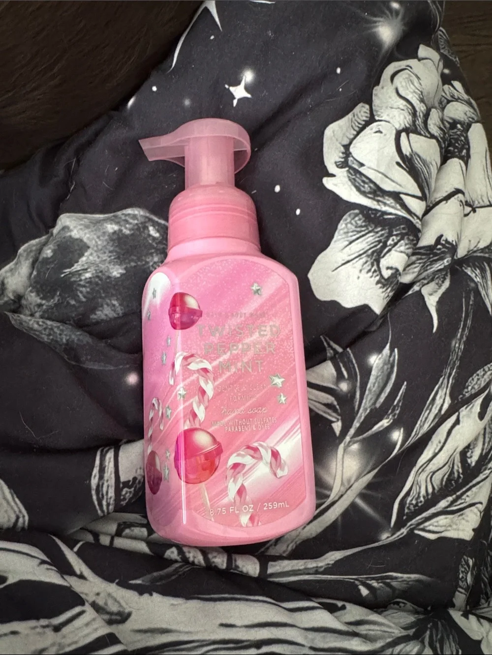 Bath & Body Works Pink Foaming Hand Soap - Twisted Peppermint